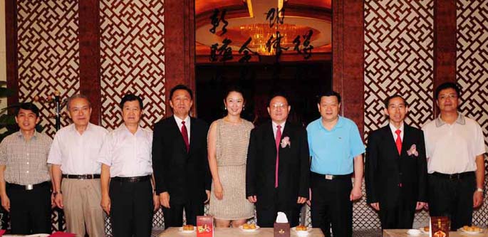 1、2012年9月9日晚,由中國國際文化傳播中心、中國愛心工作委員會支持,中國國際文化傳播中心深圳聯絡部和香港聯絡部、中