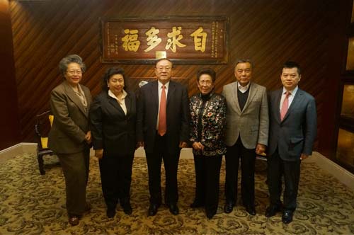 2月25日,中國國際文化傳播中心副主席胡彥林在北京會見來華訪問的泰國上議院外事委員會主席丕坤嬌•該樂及代表團