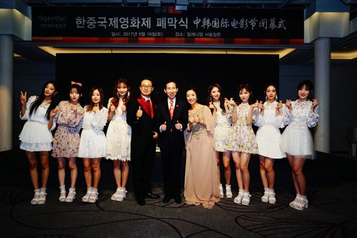 11 衢ʢcn(gu)ŮӽMLOVELYZ .jpg