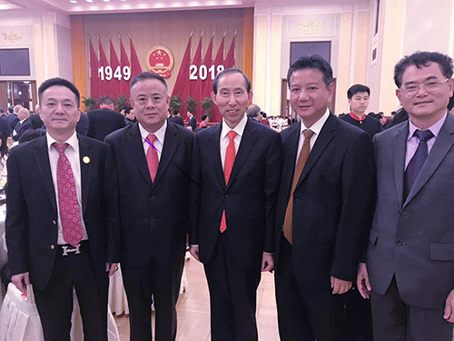 合影.jpg
