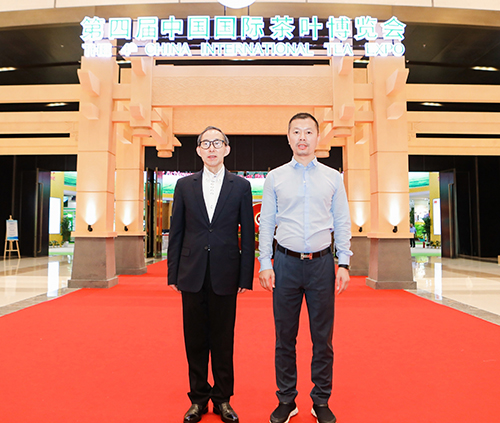 1龍宇翔（左）與楊文標合影.jpg
