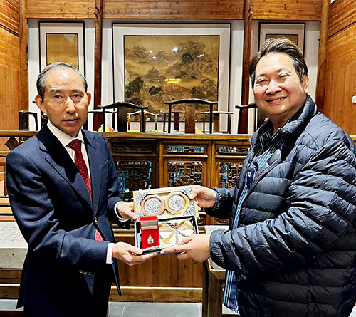 6ힲ.Ƶ߼{ٛУպ͌WУoƷ.jpg